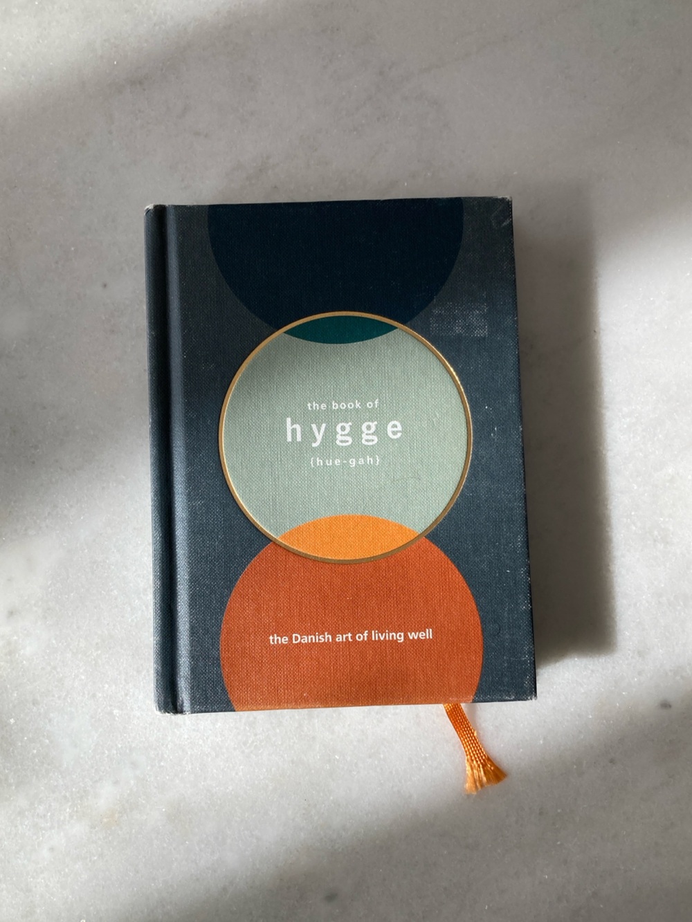 3/$20 - book - The Book of Hygge - the Danish Art of Living Well Hardcover